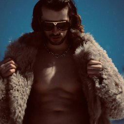 Мастер по созданию образов Александр Данилов стал известен на всю столицу России