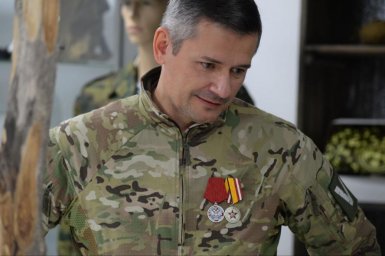 Игорь Гончаров привез в воронежский музей артефакты с фронта