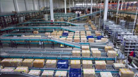 Комплексная автоматизированная система хранения от COMITAS для Gloria Jeans