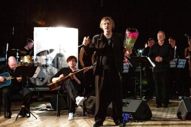 Валерий Стронский и Краснодарский оркестр выступили в Новороссийске во время отключения
